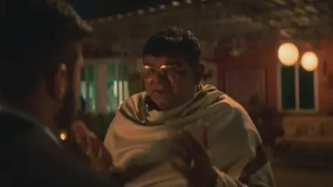 The.Jengaburu.Curse.S01.E05.1080p.Hindi.WEB-DL.5.1.ESub.x264-HDHub4u.Tv.mkv.0000.md.jpg