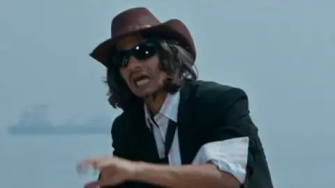 Vlcsnap.mkv-frame136430.th.jpg