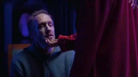 Sebastian.Fitzeks.Therapy.S01E05.1080p.HEVC.WEB-DL.Hindi.5.1-English.5.1.x265-HDHub4u.Tv.mkv.0008.th.jpg