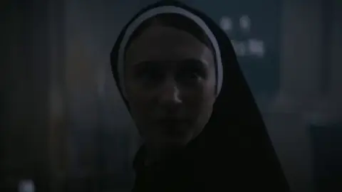 The.Nun.II.2023.1080p.WEB-DL.Hindi.5.1-English.ESub.x264-HDHub4u.Tv.mkv.0002.th.jpg