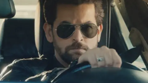 Download Saaho (2019) Hindi Dubbed HDRip Full Movie