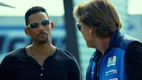 Download Focus (2015) Hindi Dubbed BluRay Full Movie