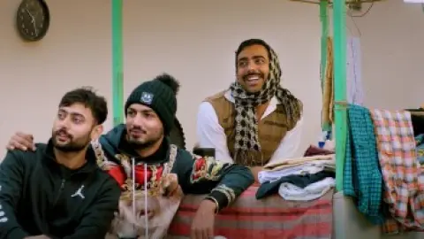 Download Kuriyan Jawan Bapu Preshaan 2021 Punjabi HDRip Full Movie