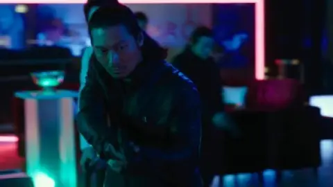 Confidential.Assignment-2.1080p.WEB-DL.Hindi.ORG.2.0-Korean.ESub.x264-HDHub4u.Tv.mkv.0007.md.jpg