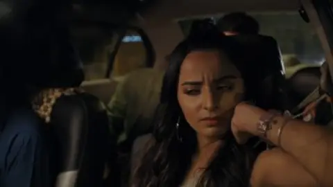 Tumse.Na.Ho.Payega.2023.1080p.WEB-DL.5.1.ESub.x264-HDHub4u.Tv.mkv.0002.th.jpg