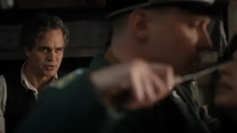 All.The.Light.We.Cannot.See.2023.S01E03.1080p.10bit.HEVC.WEB-DL.Hindi.5.1-English.ESub.x265-HDHub4u.Tv.mkv.0006.th.jpg