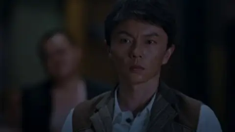 Ip.Man.The.Awakening.2021.00_23_14_03.th.jpg