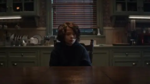 CobWeb.2023.1080p.BluRay.Hindi.ORG.2.0-English.5.1.ESub.x264-HDHub4u.Tv.mkv.0002.th.jpg