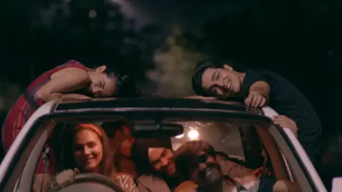 College-Romance-Season-2-S02-E01-Penguins.md.png