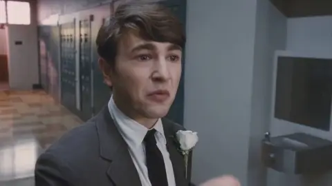 The.Fabelmans.2022.1080p.WEB-DL.Hindi.5.1-English.5.1.ESub.x264-HDHub4u.Tv.mkv.0008.md.jpg