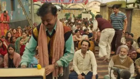 Mission.Raniganj.2023.720p.Hindi.WEB-DL.5.1.ESub.x264-HDHub4u.Tv.mkv.0000.th.jpg