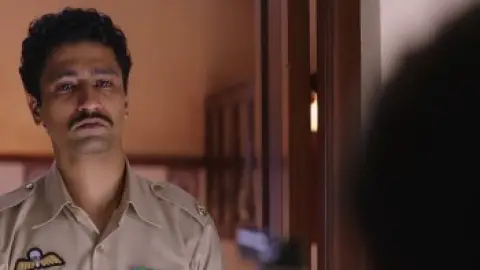 Raazi-2018-01_55_40_14.th.jpg