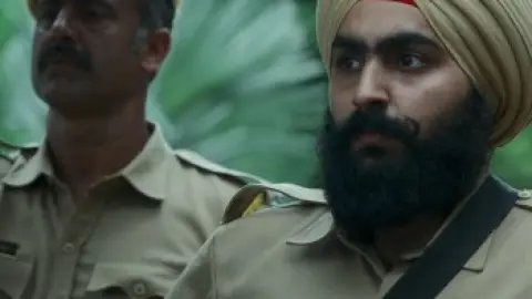 Download Emergency 2025 Hindi HDRip Full Movie