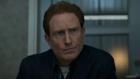 The.Breakthrough.S01.00_12_13_12.th.jpg