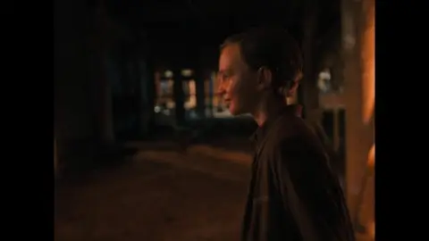 The.Chosen.One.S01.E05.1080p.WEB-DL.Hindi.5.1-English.5.1.ESub.x264-HDHub4u.Tv.mkv.0005.md.jpg