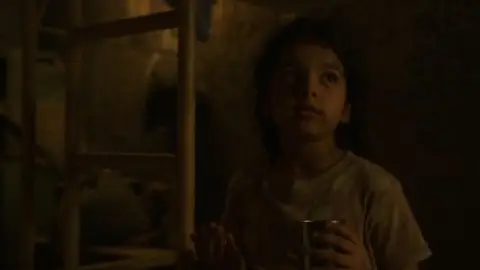 Kaala.Paani.S01E04.1080p.WEB-DL.5.1.ESub.x264-HDHub4u.Tv.mkv.0008.th.jpg