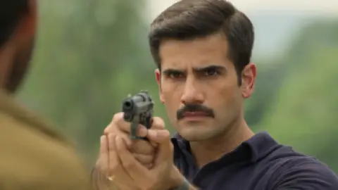 Download Khakee The Bihar Chapter Season 1 Hindi HDRip ALL Episodes