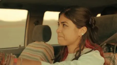 Sayen.Desert.Road.2023.1080p.WEB-DL.Hindi.5.1-English.5.1.ESub.x264-HDHub4u.Tv.mkv.0004.th.jpg