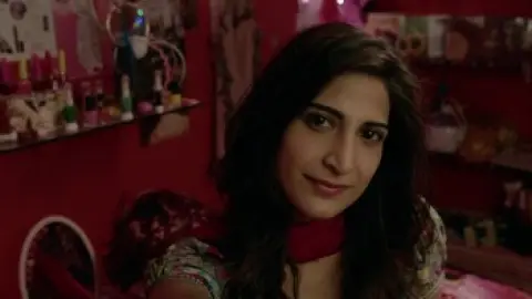 Vlcsnap.mkv-frame110830.th.jpg