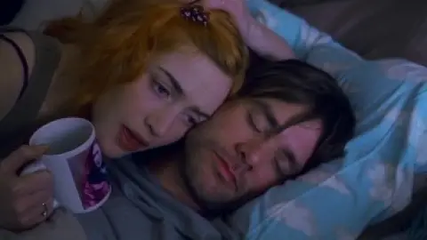 Download Eternal Sunshine of the Spotless Mind (2004) Hindi Dubbed BluRay Full Movie