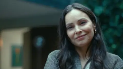 Cassandra.S01.00_22_50_15.th.jpg