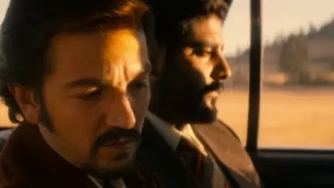 Narcos.Mexico.S01.00_45_06_22.th.jpg