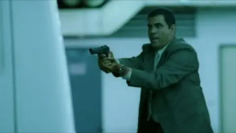Don.2006.1080p.BluRay.5.1.ESub.x264-HDHub4u.Tv.mkv.0006.md.jpg
