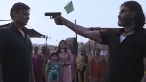 Dharavi.Bank.S01E03.720p.WEB-DL.AAC.2.0.ESub.x264-HDHub4u.Tv.mkv.0004.th.jpg