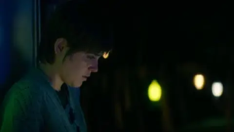 Killer.Book.Club.2023.1080p.WEB-DL.Hindi.5.1-English.5.1.ESub.x264-HDHub4u.Tv.mkv.0002.md.jpg