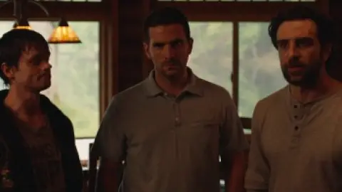 The.Wrath.of.Becky.2023.1080p.WEB-DL.Hindi.5.1-English.ESub.x264-HDHub4u.Tv.mkv.0005.th.jpg