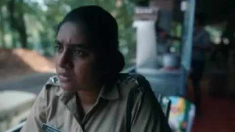 Download Poacher Season 1 Hindi HDRip ALL Episodes