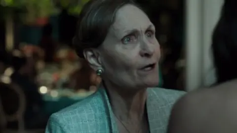 Anne.Rices.Mayfair.Witches.S01.00_42_06_21.th.jpg