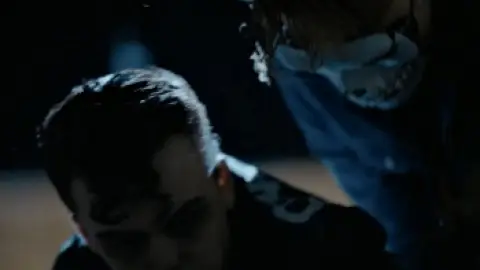 Dark.Harvest.2023.1080p.WEB-DL.Hindi.5.1-English.5.1.ESub.x264-HDHub4u.Tv.mkv.0003.th.jpg