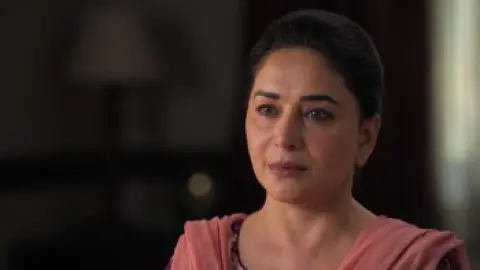 Download Mrs. Deshpande Season 1 Hindi HDRip ALL Episodes
