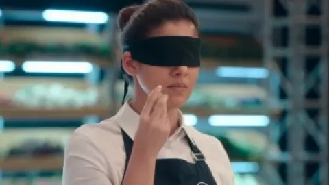 Annapoorani.2023.1080p.Hindi.WEB-DL.5.1.ESub.x264-HDHub4u.Tv.mkv.0009.th.jpg
