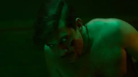 Sultan.of.Delhi.S01E05.Rules.of.the.Game.1080p.WEB-DL.DDP5.1.Atmos.H.264-Archie.mkv.0002.th.jpg
