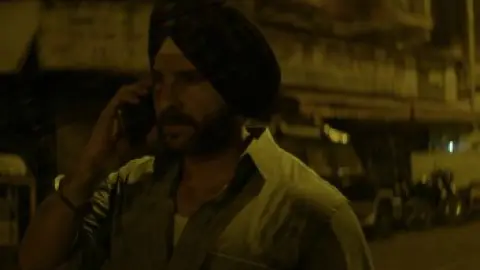 Sacred.Games.S01.00_23_30_24.th.jpg
