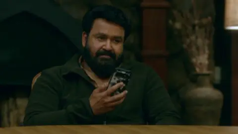Download 12Th Man 2022 Hindi Dubbed HDRip Full Movie
