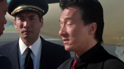 Rush.Hour.1998.00_20_47_08.th.jpg