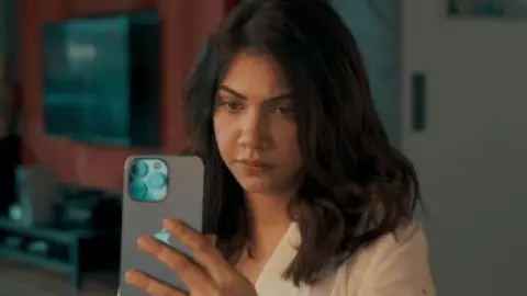 vlcsnap-2026-01-03-08h12m17s097.th.jpg