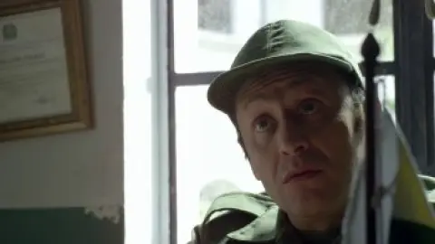 Narcos.S01.00_45_56_19.th.jpg