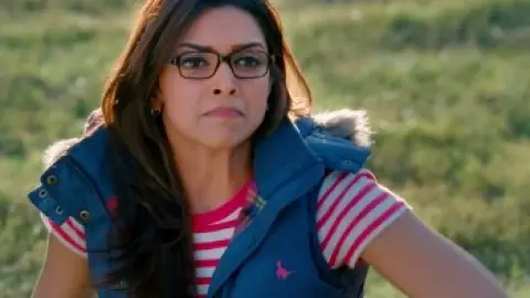 Yeh.Jawaani.Hai.Deewani.2013.00_44_05_00.th.jpg