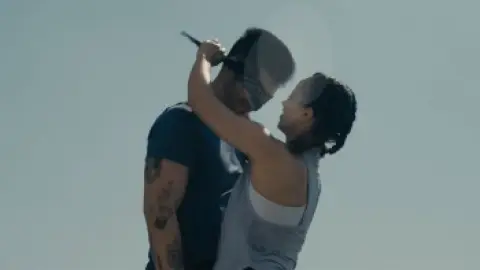 Perfect.Addiction.2023.1080p.WEB-DL.Hindi.ORG-English.ESub.x264-HDHub4u.Tv.mkv.0003.th.jpg