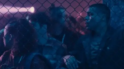 Perfect.Addiction.2023.1080p.WEB-DL.Hindi.ORG-English.ESub.x264-HDHub4u.Tv.mkv.0001.th.jpg