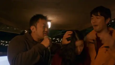 Download Deep Trap (2015) Dual Audio [Hindi (ORG 5.1) + Korean] BluRay Full Movie