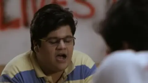 Hostel.Daze.S01.E04.Hindi.1080p.WEB-DL.5.1.ESub.x264-HDHub4u.Tv.mkv.0002.th.jpg