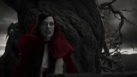 Hellboy.2019.00_01_39_03.th.jpg