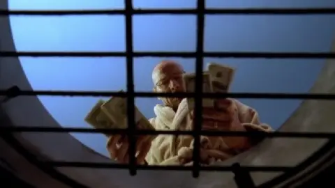 Download Breaking Bad Season 3 Hindi Dubbed HDRip ALL Episodes