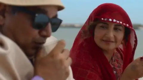 Nazar.Andaaz.2022.1080p.WEB-DL.AAC.5.1.ESub.x264-HDHub4u.Tv.mkv.0005.th.jpg